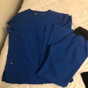 Wonderwink Four stretch scrubs